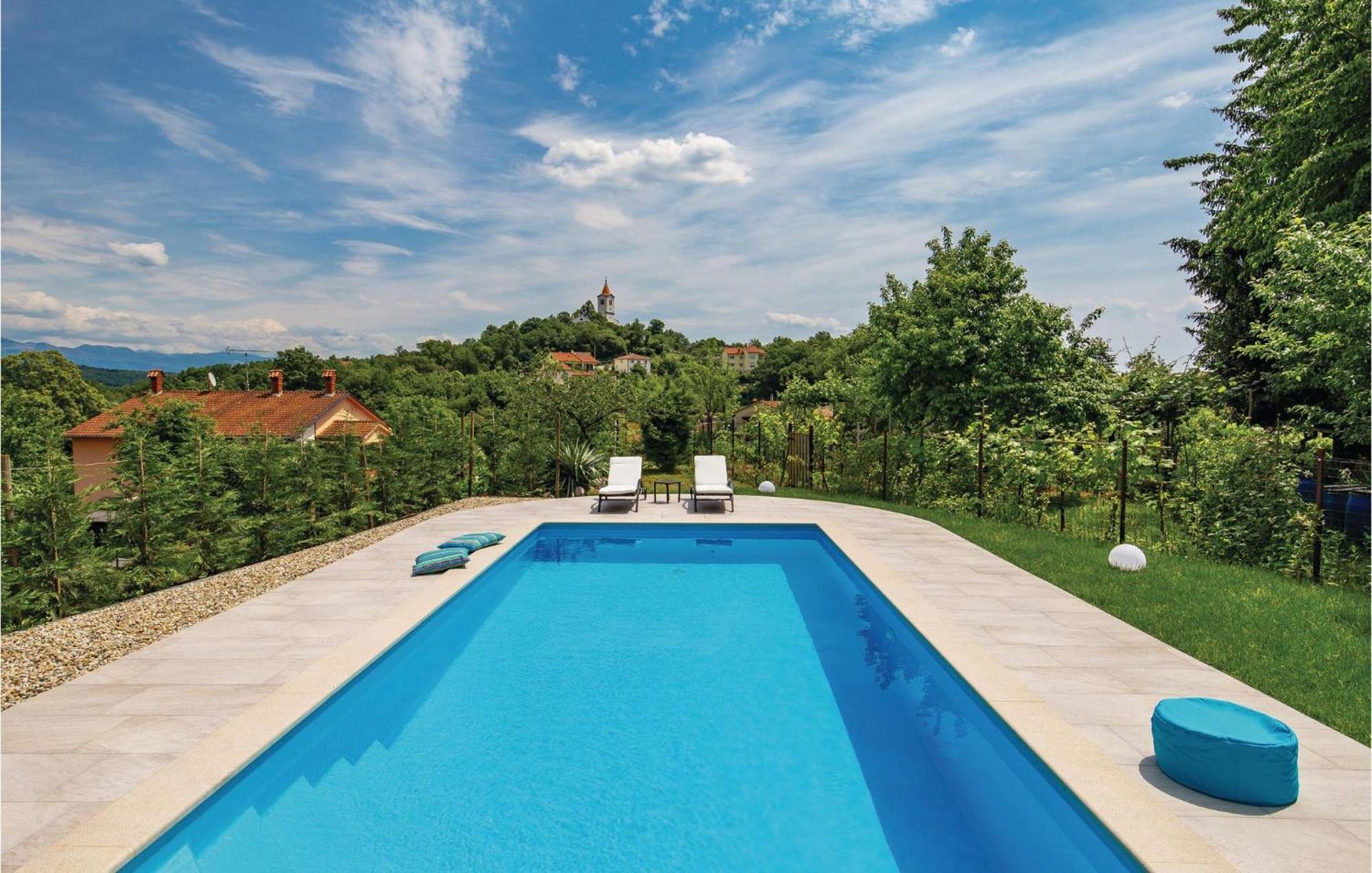 Lovely Home In Matulji With Outdoor Swimming Pool Bagian luar foto