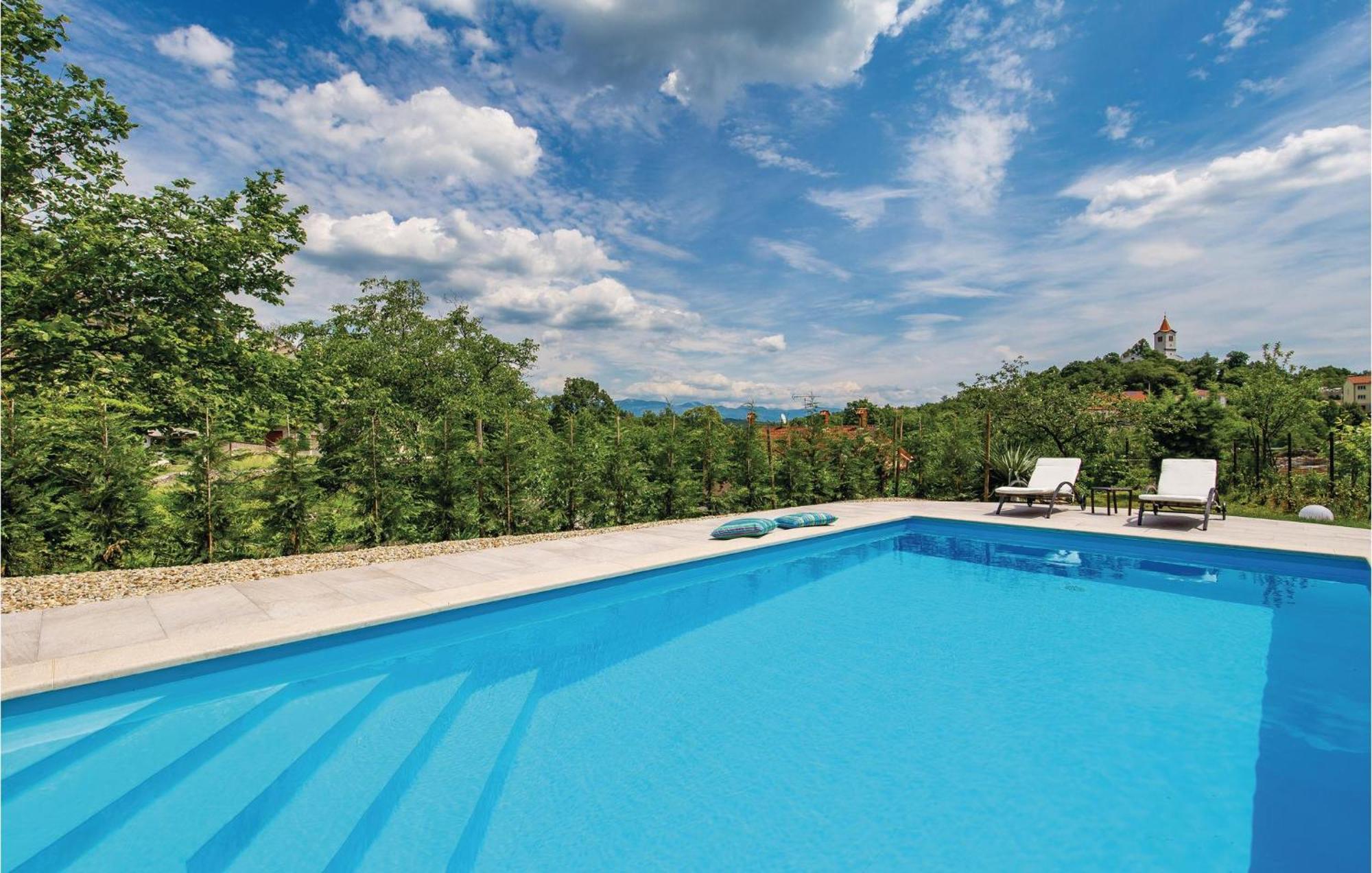 Lovely Home In Matulji With Outdoor Swimming Pool Bagian luar foto